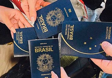 Vistos e Imigração